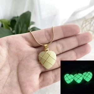 Lady Heart Shape Crystal Agate Knitting Charms Luminous Yellow Green-without Chain