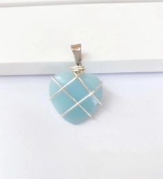 1838027801781997568_clean